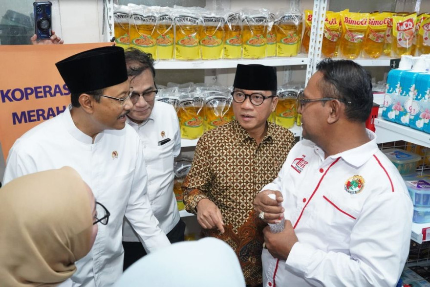 Demi Hidupkan Kopdes, Mendes Yandri Minta Izin Minimarket Baru Disetop